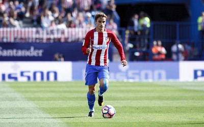 龙珠电竞热评-B席梅开二度助曼城大胜