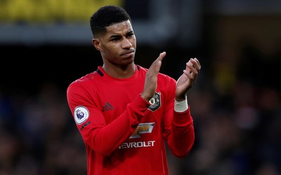 龙珠电竞热评-巴拿马全国广场彻夜狂欢